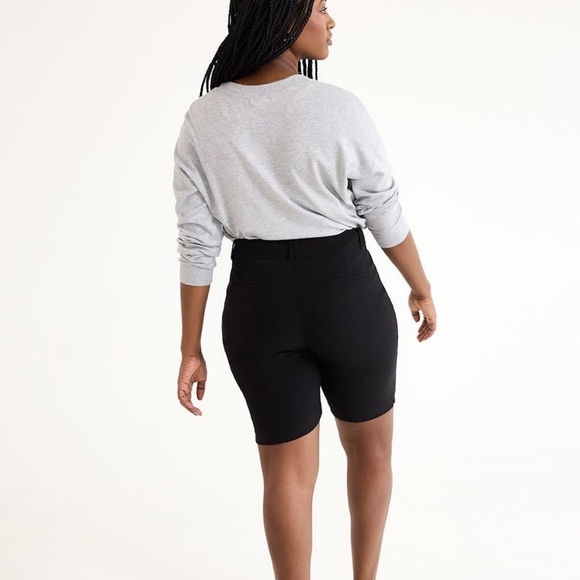 Reitmans High-Rise Bermuda - The Iconic - Picture 5 of 13